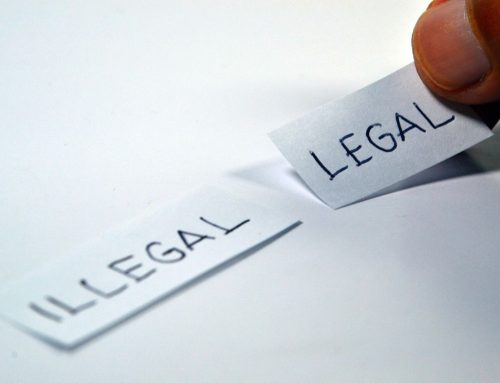 LOS ACUERDOS DE LA COMUNIDAD DE PROPIETARIOS CONTRARIOS A LA LEY